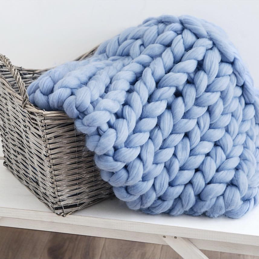 Chunky Knit Hand Woven Throw Blanket for Bed and Couch