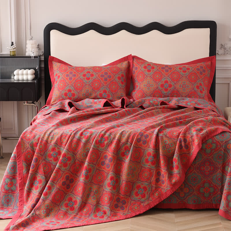Reversible Floral Cotton Quilt and Pillowcase Set for Bedroom