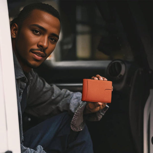 Slim Genuine Leather RFID Card Holder Wallet with Magnetic Money Clip