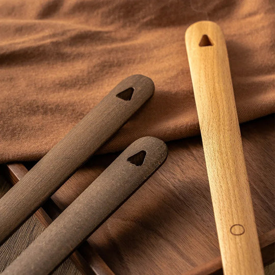 Shoehorn close up