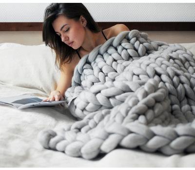Chunky Knit Hand Woven Throw Blanket for Bed and Couch