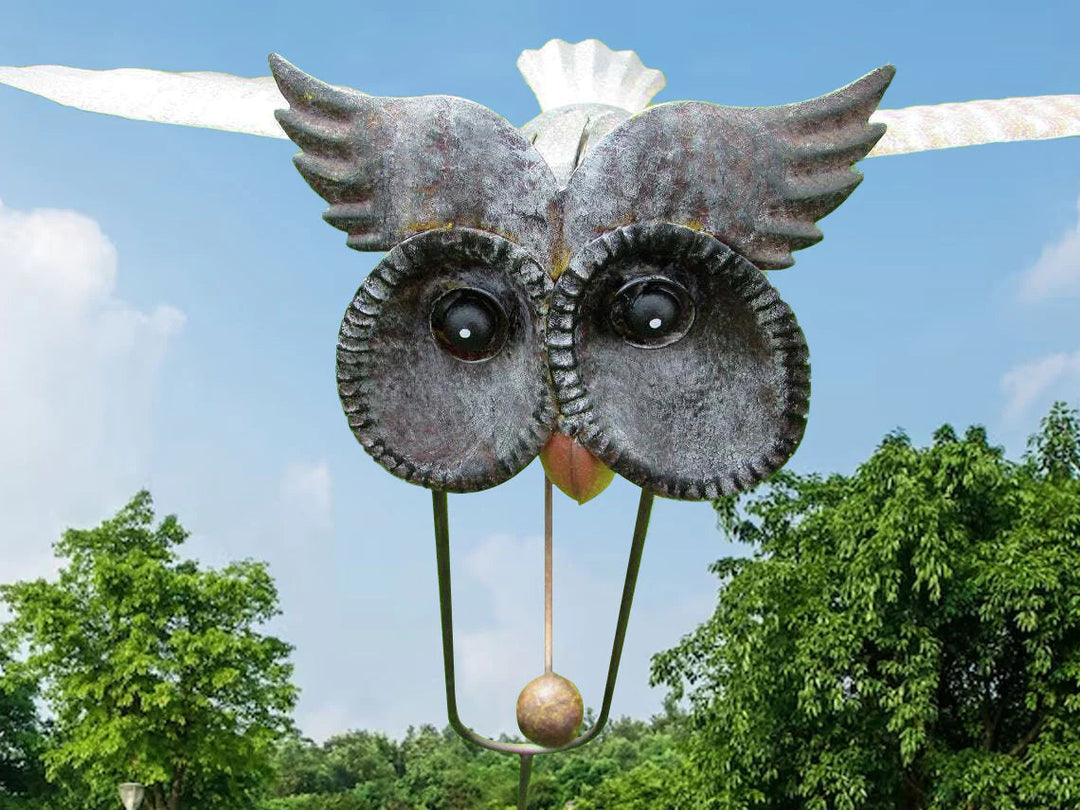 Owl wind spinner close up