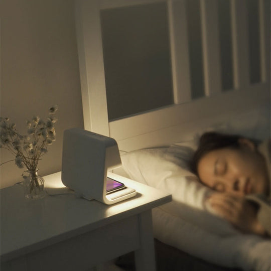 Modern 3-in-1 Bedside Lamp with Wireless Charger and Alarm Clock