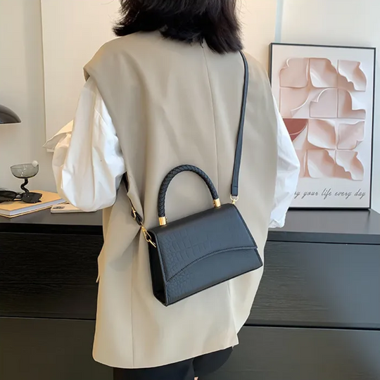 Elegant Structured Leather Top-Handle Handbag for Work and Evening Style