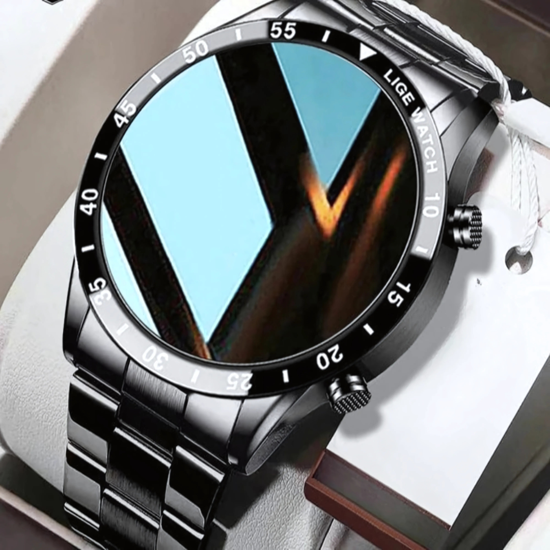 Black 4G smart watch