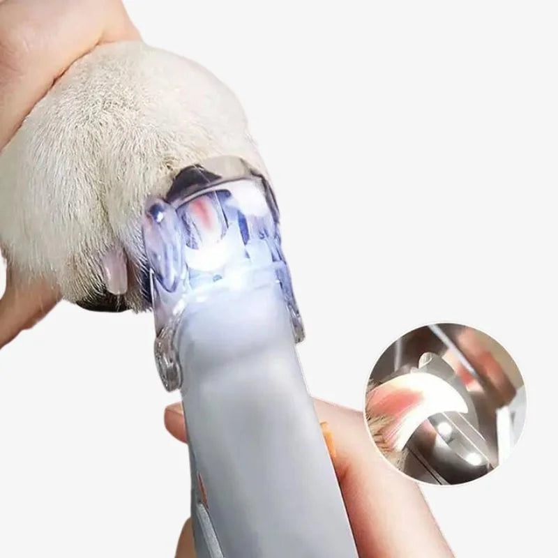 Pet nail clippers detail