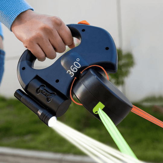 Dual dog leash ergonomic handle