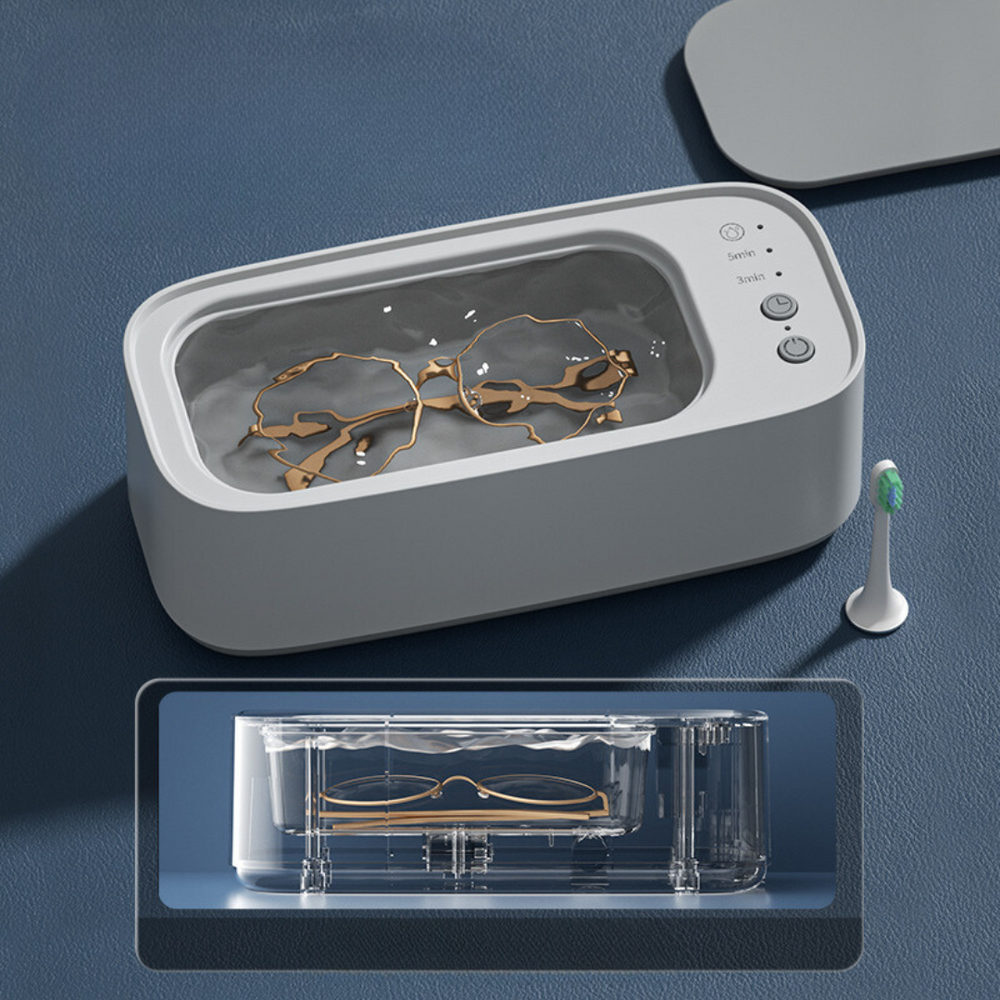 White ultrasonic cleaning device