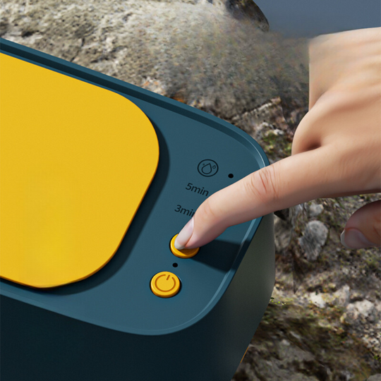 Marine ultrasonic cleaning device