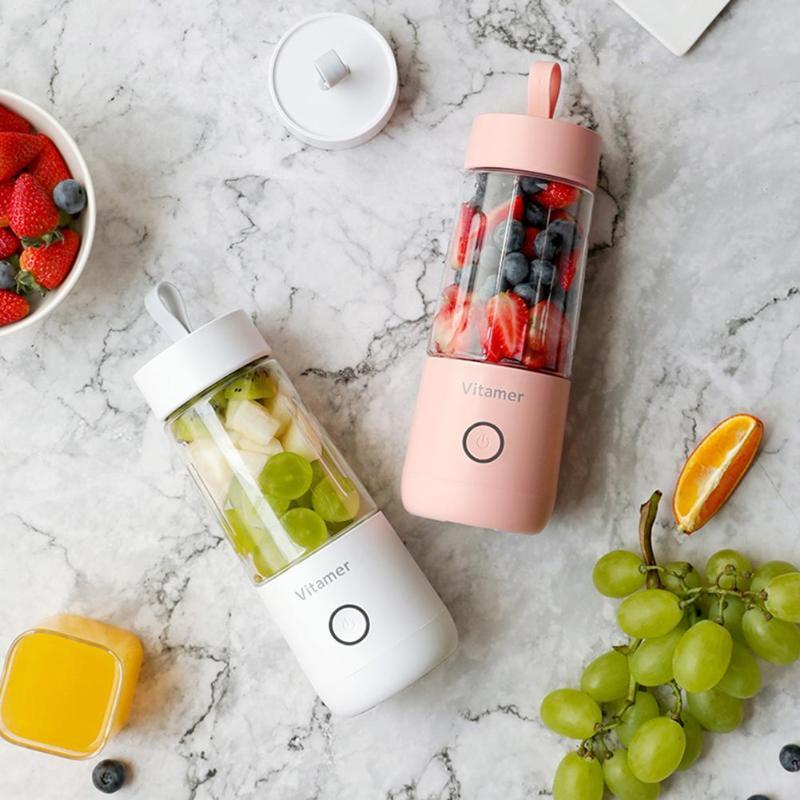 Portable blenders with fresh fruit
