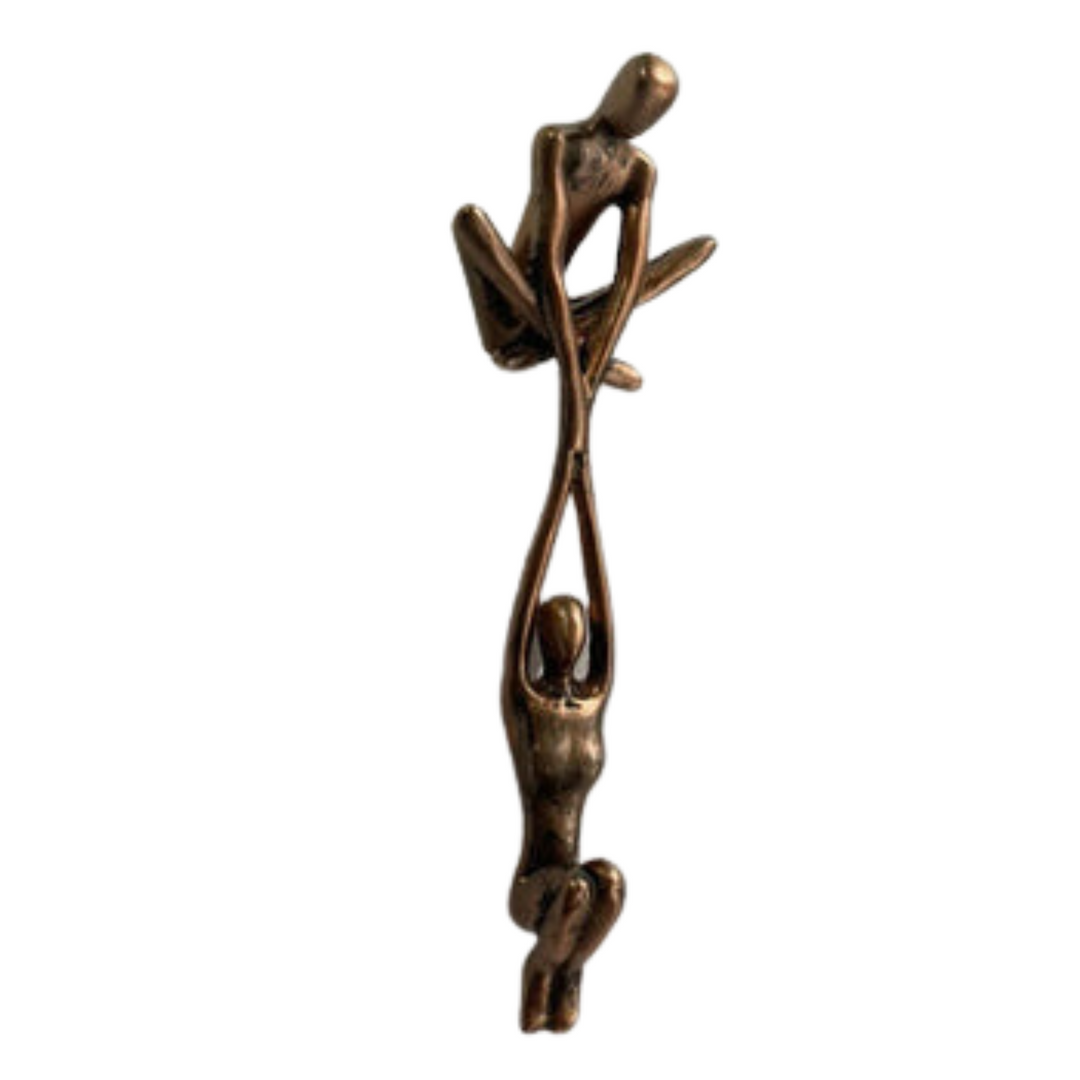 Sculpted Resin Embracing Figures Statue for Meaningful Shelf Decor