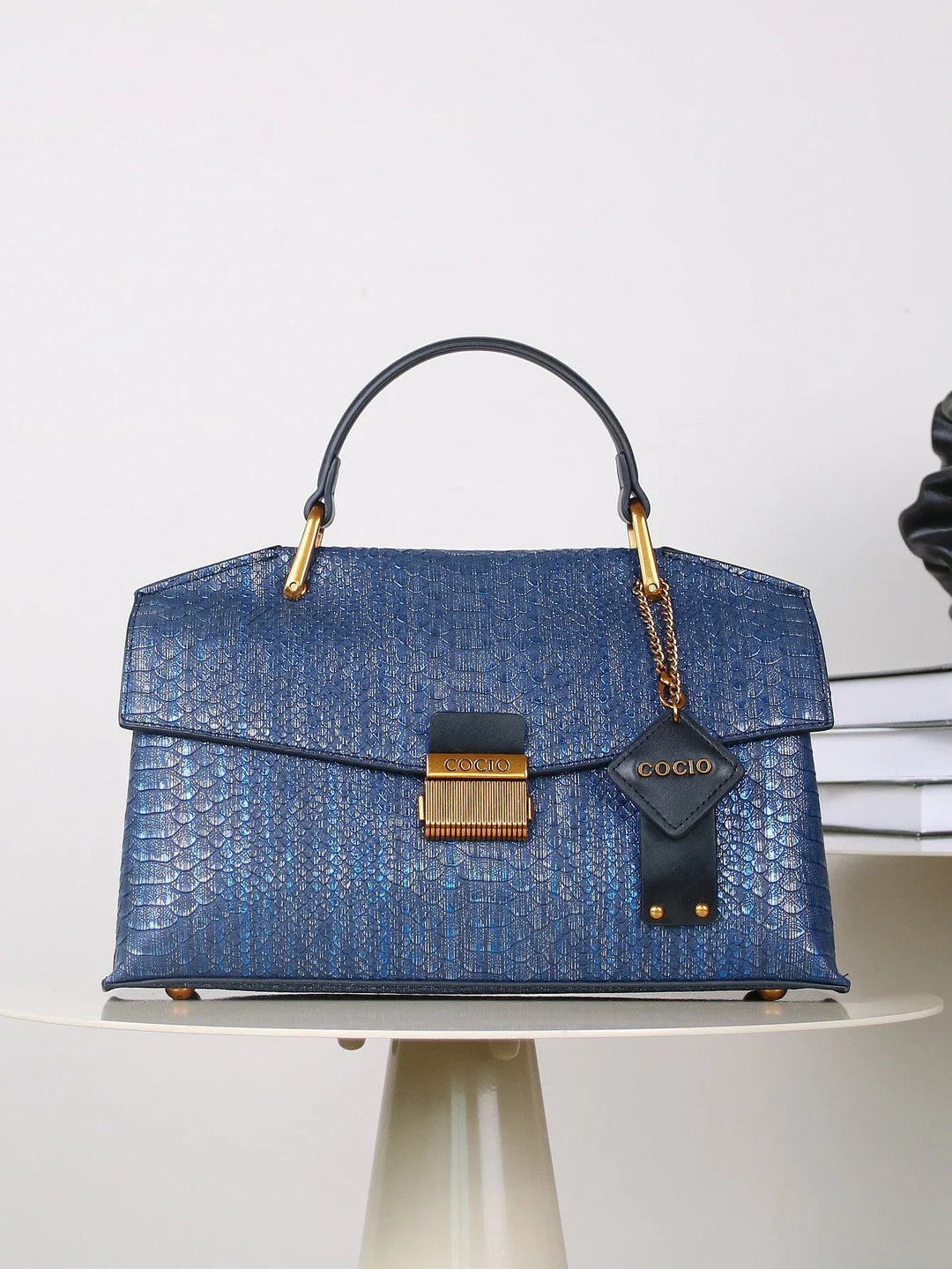 Luxe Snake-Print Leather Shoulder Bag for Work and Everyday Style