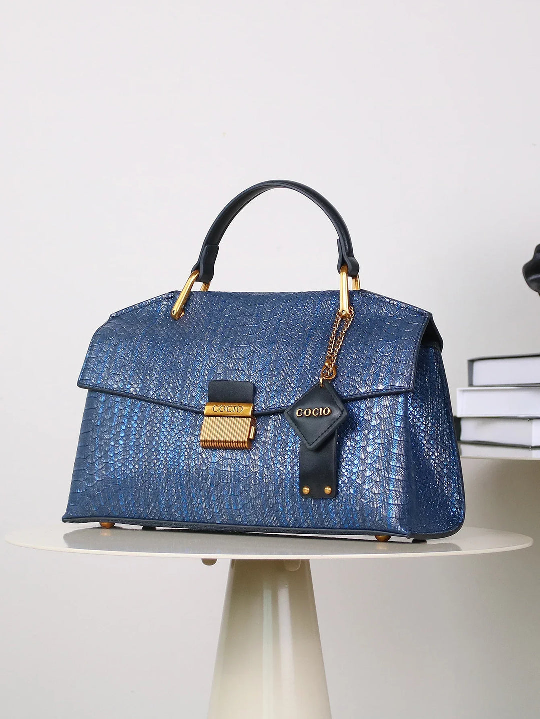 Luxe Snake-Print Leather Shoulder Bag for Work and Everyday Style