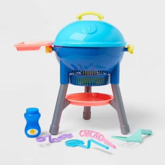 Grill-shaped bubble maker machine with bubble accessories