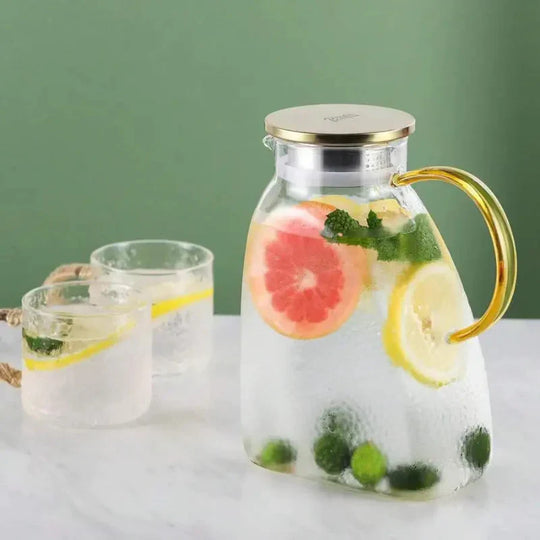 Borosilicate Glass Pitcher with Handle and Strainer Lid for Iced Tea and Fridge Door