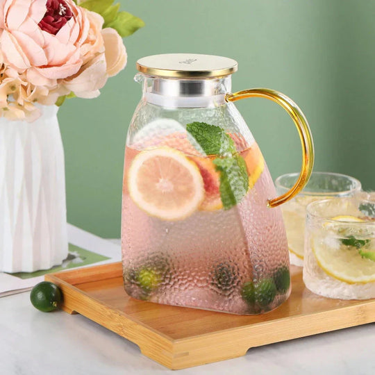 Borosilicate Glass Pitcher with Handle and Strainer Lid for Iced Tea and Fridge Door
