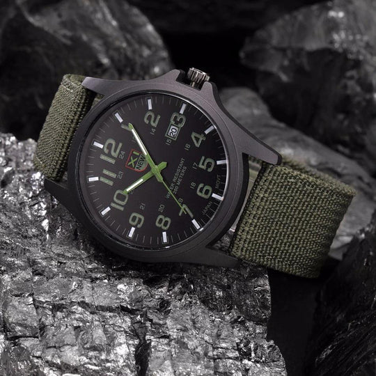 Rugged waterproof outdoor sport watch