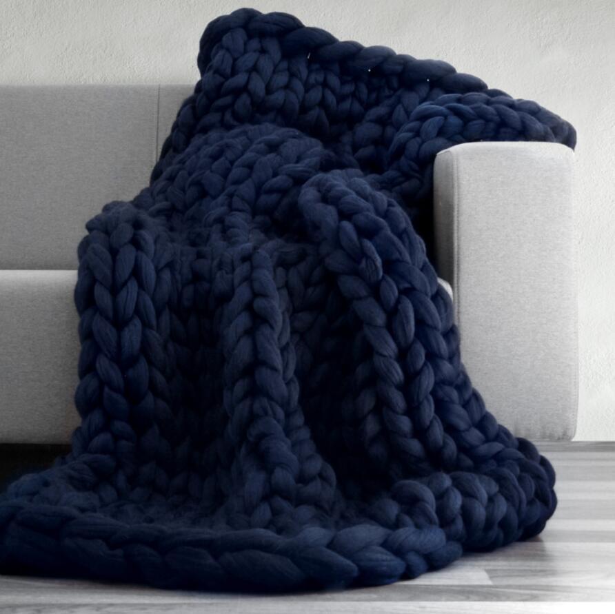 Chunky Knit Hand Woven Throw Blanket for Bed and Couch