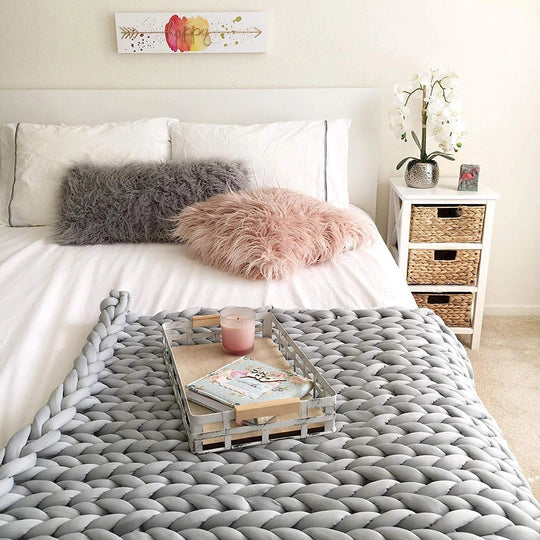 Chunky Knit Hand Woven Throw Blanket for Bed and Couch