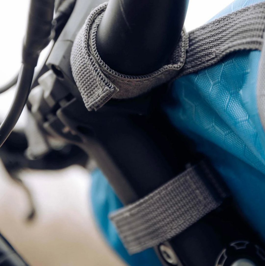 Waterproof Bicycle Handlebar Bag with Touchscreen Phone Holder for Cycling
