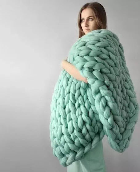 Chunky Knit Hand Woven Throw Blanket for Bed and Couch